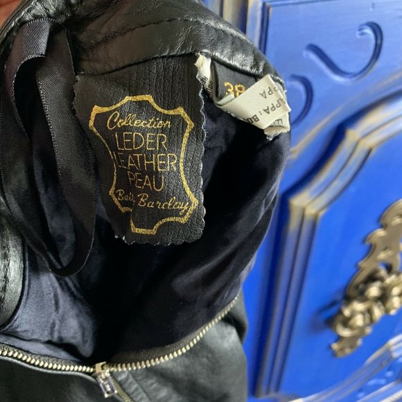 Vintage Betty Barclay Collection Leather MiniSkirt - Picture 3 of 3